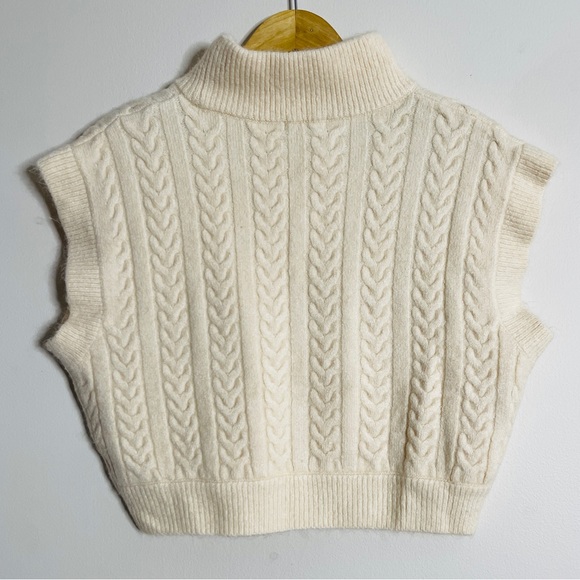 Crescent Anna Mock Neck Knit Cap Sleeve Cropped Sweater Cream Size L - Picture 2 of 5